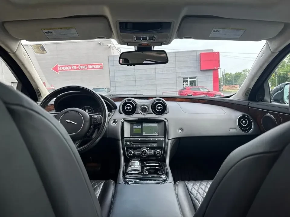 2017 Jaguar X351 XJ - Image 11 of 20