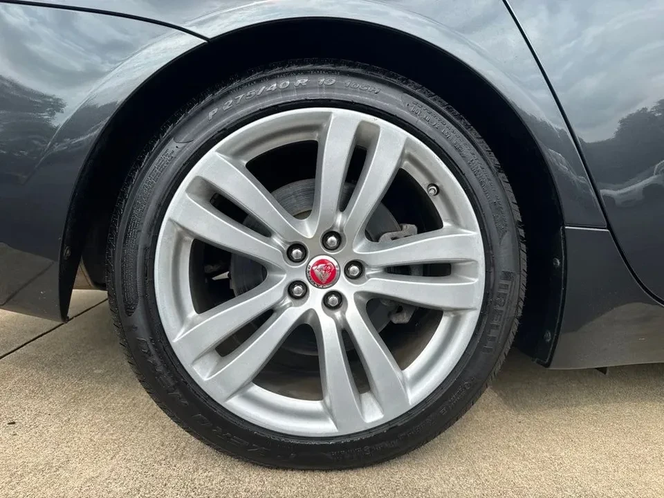 2017 Jaguar X351 XJ - Image 8 of 20