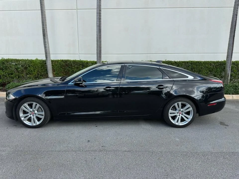 2017 Jaguar X351 XJ - Image 5 of 20
