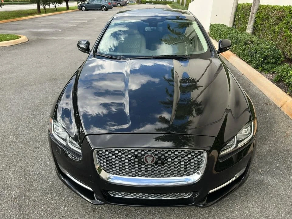 2017 Jaguar X351 XJ - Image 9 of 20