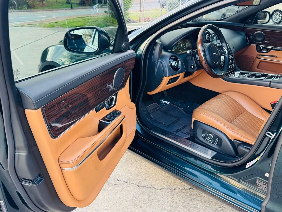 2017 Jaguar X351 XJ - Image 10 of 19