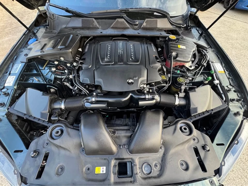 2017 Jaguar X351 XJ - Image 19 of 19