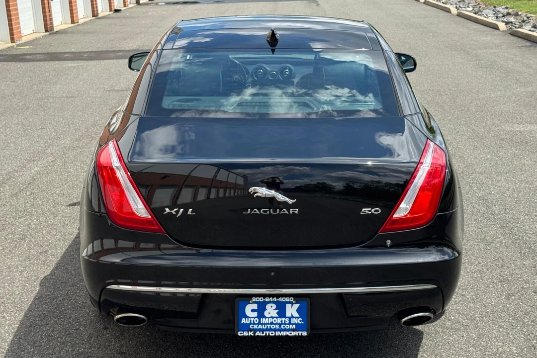 2017 Jaguar X351 XJ - Image 5 of 31
