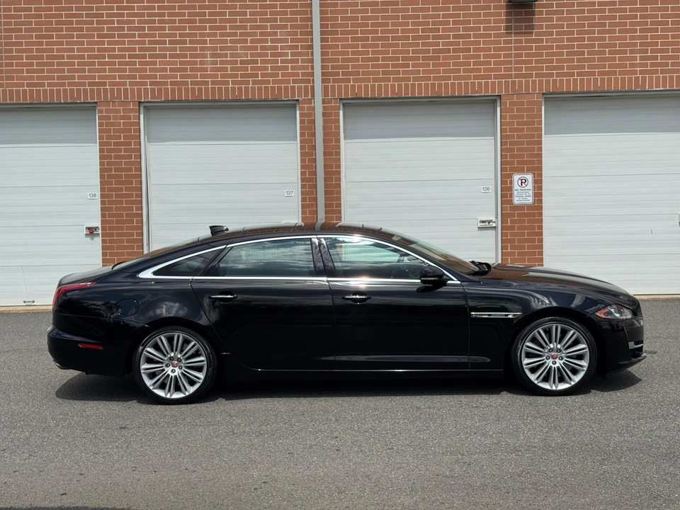 2017 Jaguar X351 XJ - Image 16 of 31