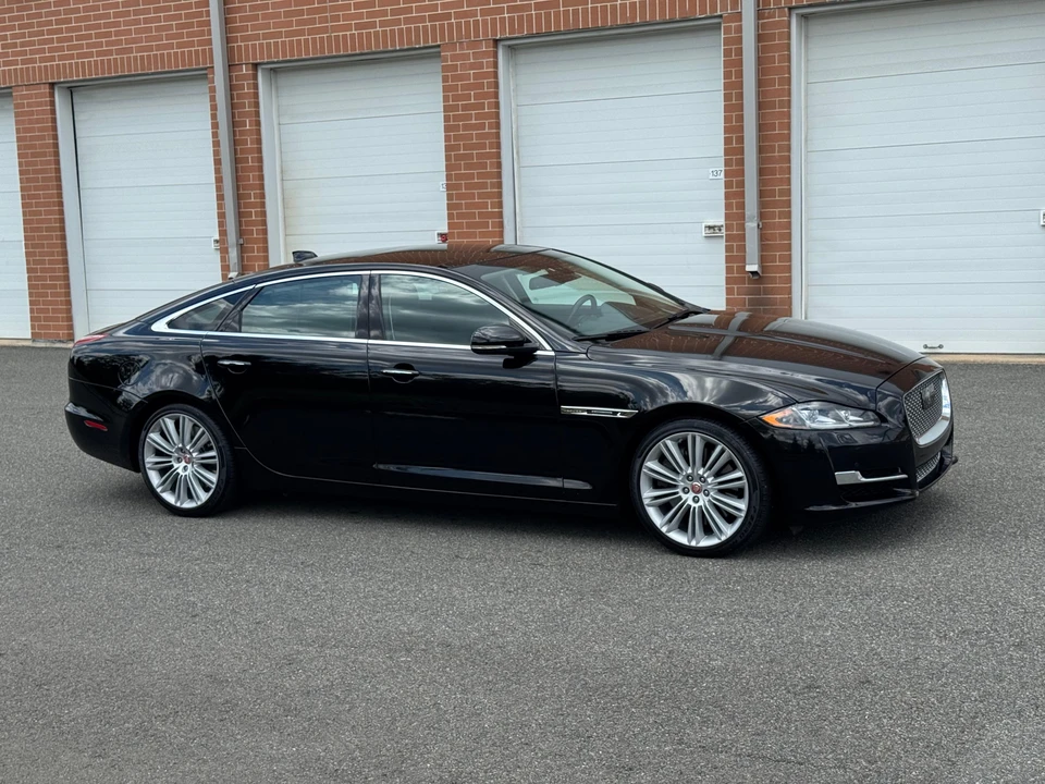 2017 Jaguar X351 XJ - Image 17 of 31