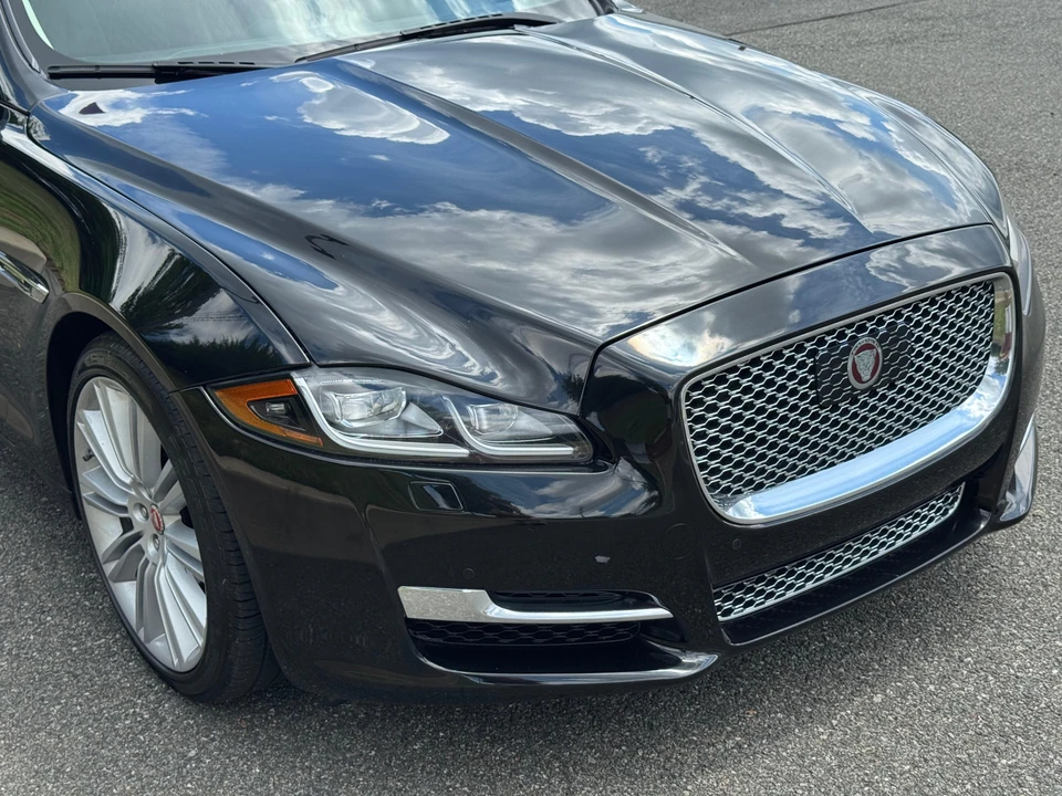 2017 Jaguar X351 XJ - Image 28 of 31