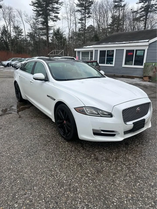 2017 Jaguar X351 XJ - Image 2 of 10