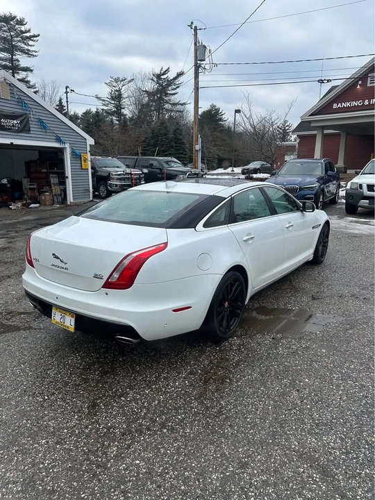2017 Jaguar X351 XJ - Image 3 of 10
