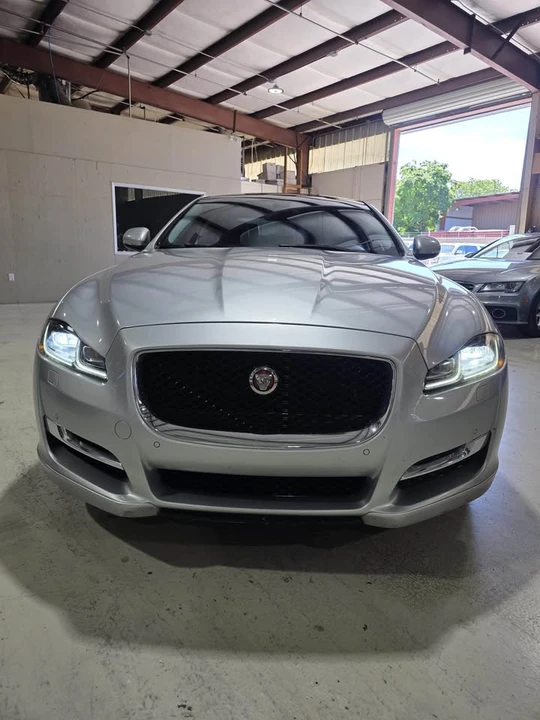 2017 Jaguar X351 XJR - Image 8 of 18