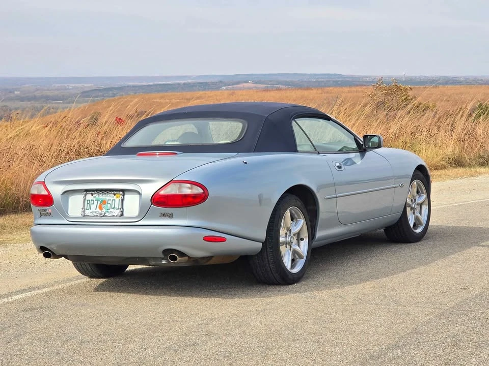 2017 Jaguar XK - Image 3 of 4