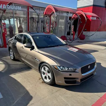 2017 Jaguar XE