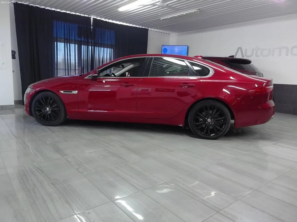 2017 Jaguar X260 XF - Image 8 of 20