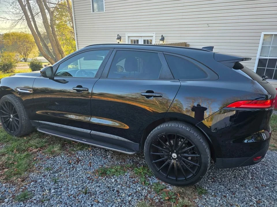 2017 Jaguar F-Pace - Image 3 of 10