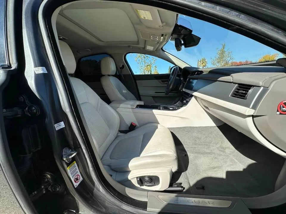 2017 Jaguar F-Type 1st Gen - Image 17 of 21