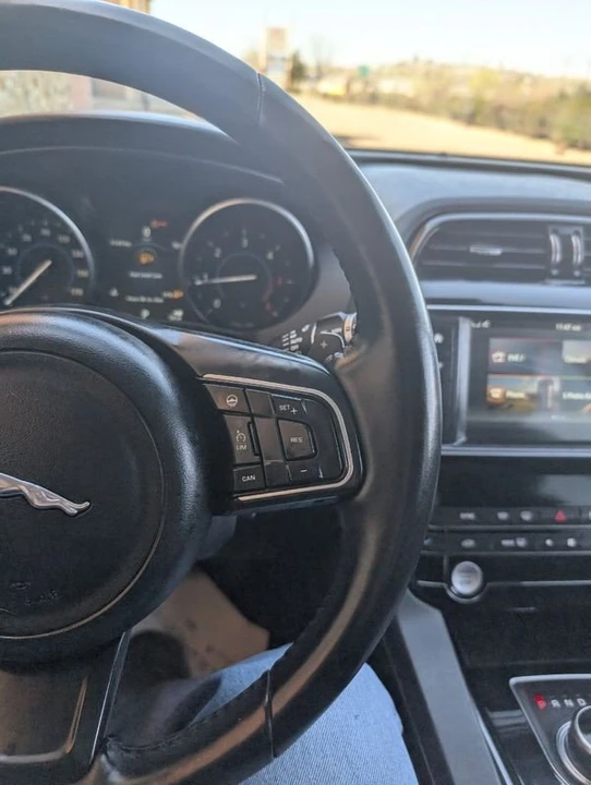 2017 Jaguar F-Pace - Image 12 of 20