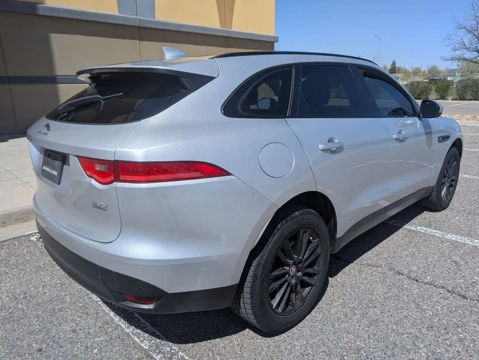 2017 Jaguar F-Pace - Image 7 of 20