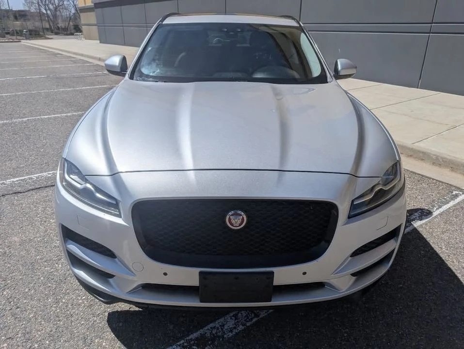 2017 Jaguar F-Pace - Image 3 of 20