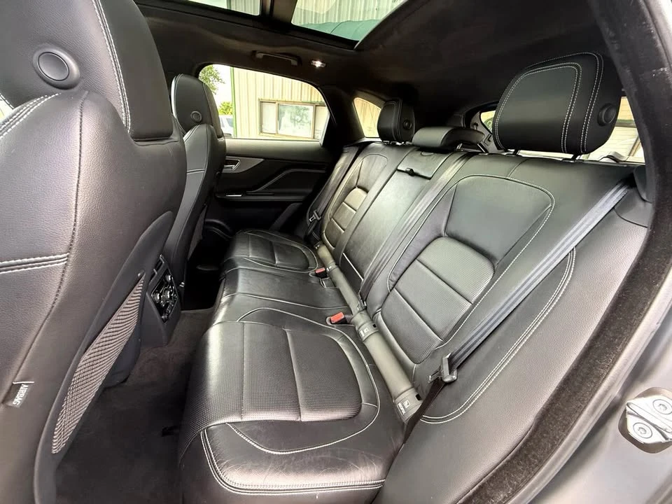 2017 Jaguar F-Pace - Image 11 of 20