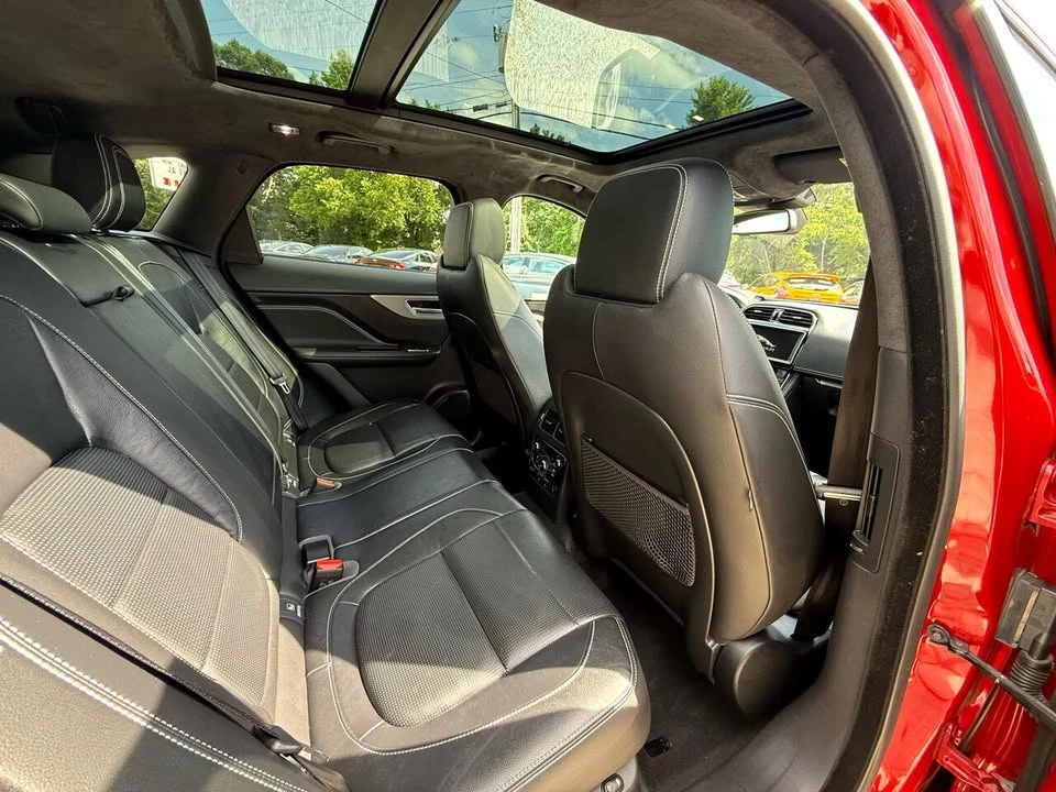 2017 Jaguar F-Pace - Image 15 of 20