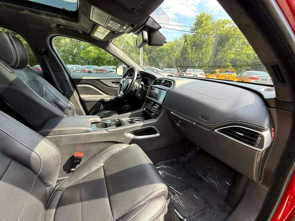 2017 Jaguar F-Pace - Image 17 of 20