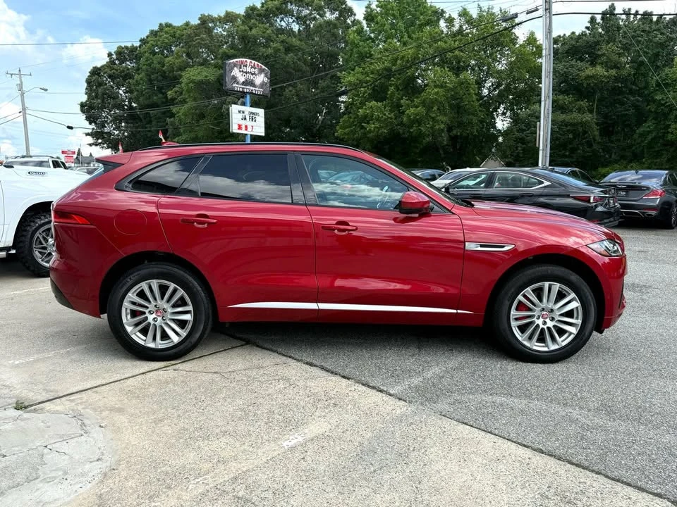 2017 Jaguar F-Pace - Image 4 of 20