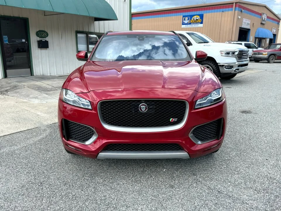 2017 Jaguar F-Pace - Image 2 of 20