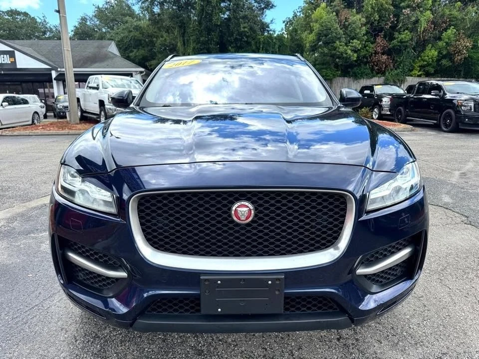 2017 Jaguar F-Pace - Image 2 of 14