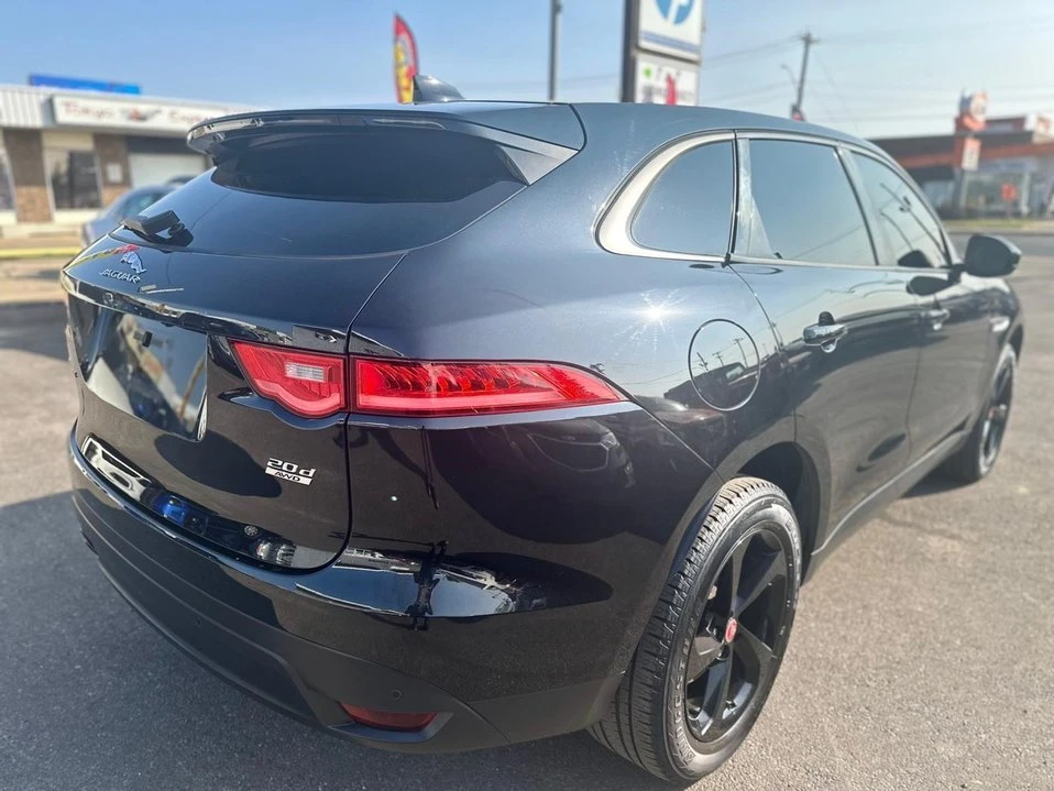 2017 Jaguar F-Pace - Image 7 of 20