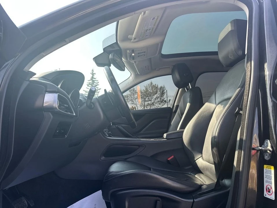 2017 Jaguar F-Pace - Image 14 of 20