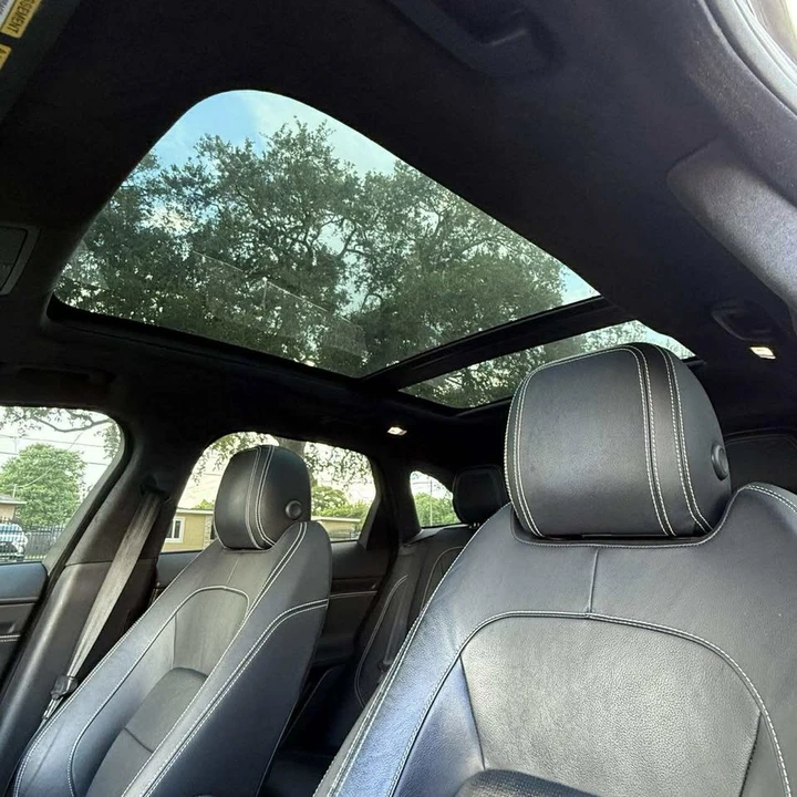 2017 Jaguar F-Pace - Image 13 of 19