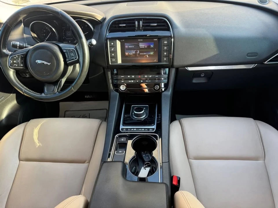 2017 Jaguar F-Pace - Image 18 of 19