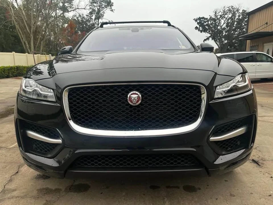 2017 Jaguar F-Pace - Image 3 of 9