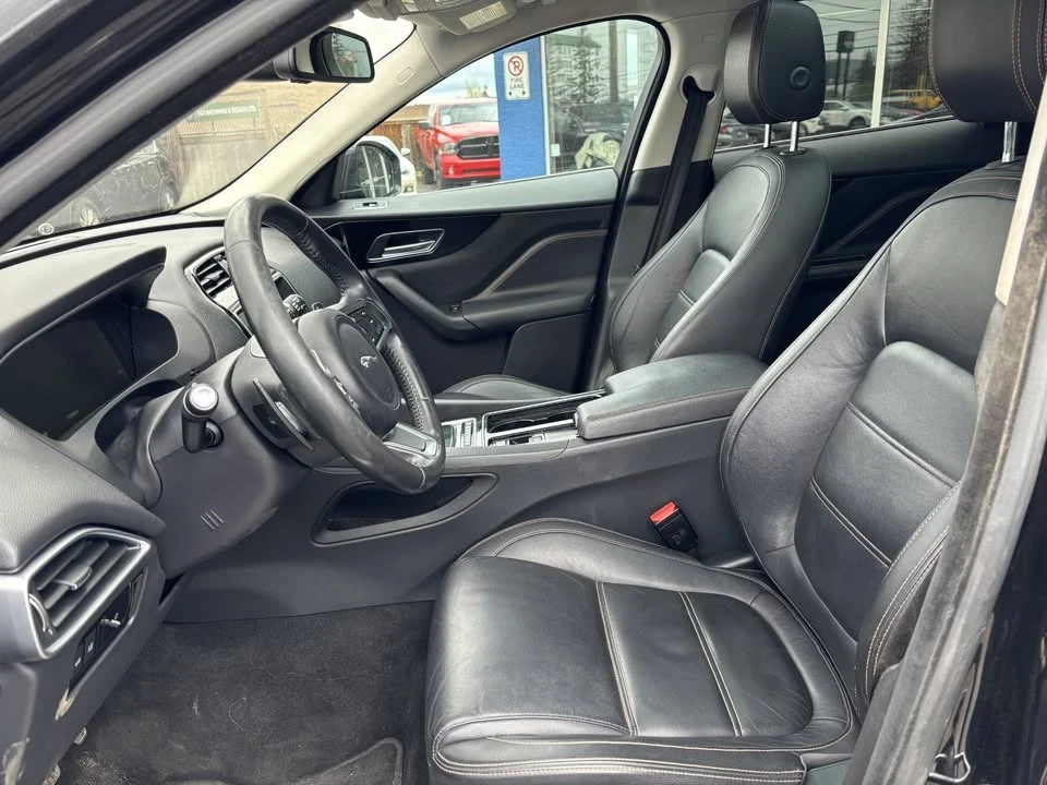 2017 Jaguar F-Pace - Image 8 of 8