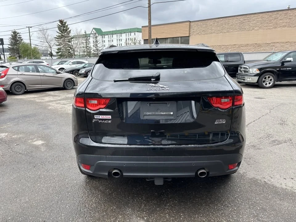 2017 Jaguar F-Pace - Image 3 of 8