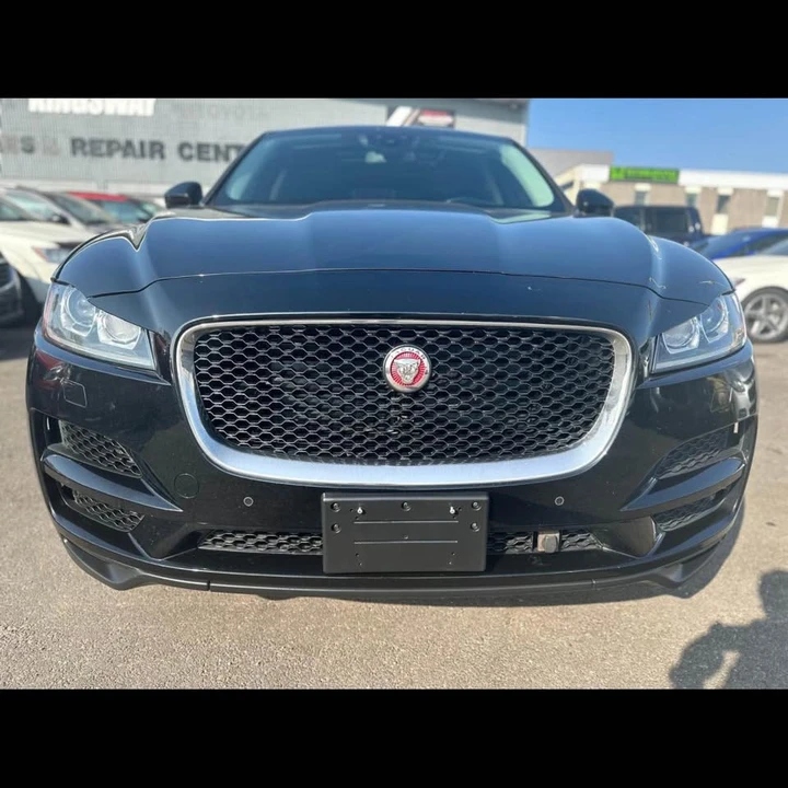 2017 Jaguar F-Pace - Image 2 of 17