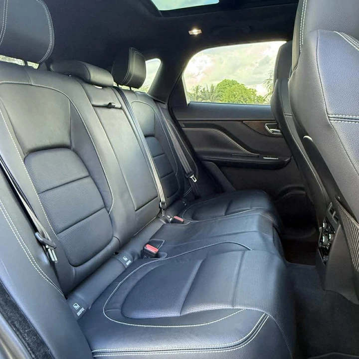2017 Jaguar F-Pace - Image 17 of 19