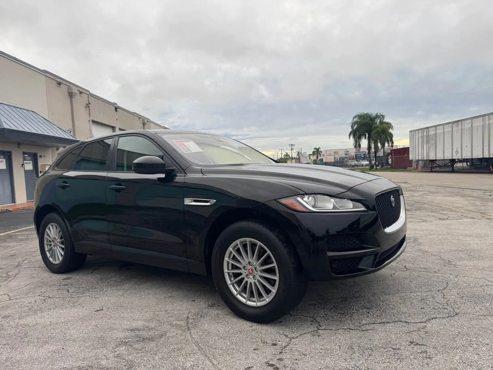 2017 Jaguar F-Pace - Image 14 of 15