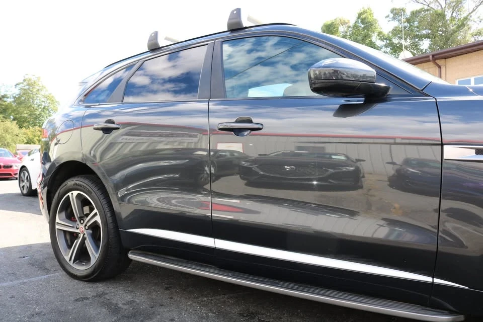 2017 Jaguar F-Pace - Image 8 of 20