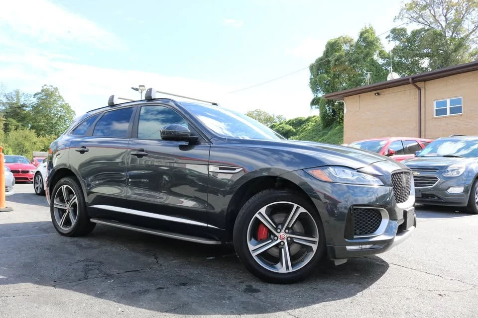 2017 Jaguar F-Pace - Image 5 of 20