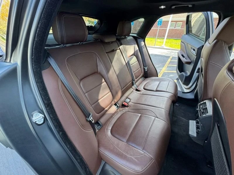2017 Jaguar F-Pace - Image 12 of 19