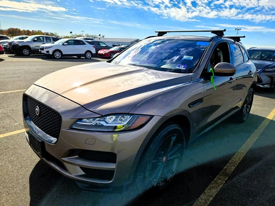 2017 Jaguar F-Pace - Image 2 of 14