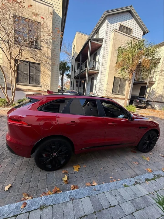 2017 Jaguar F-Pace - Image 3 of 20