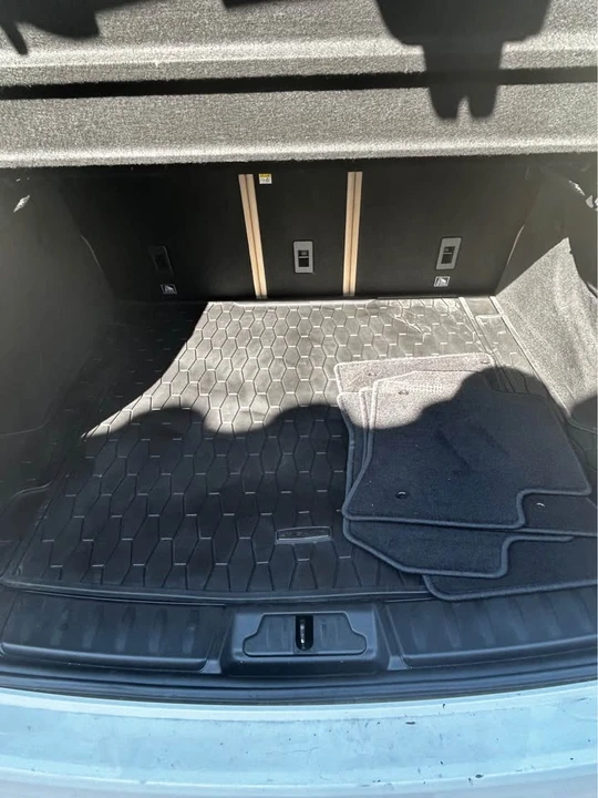 2017 Jaguar F-Pace - Image 7 of 7