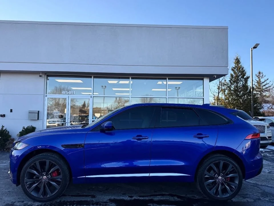 2017 Jaguar F-Pace - Image 2 of 19