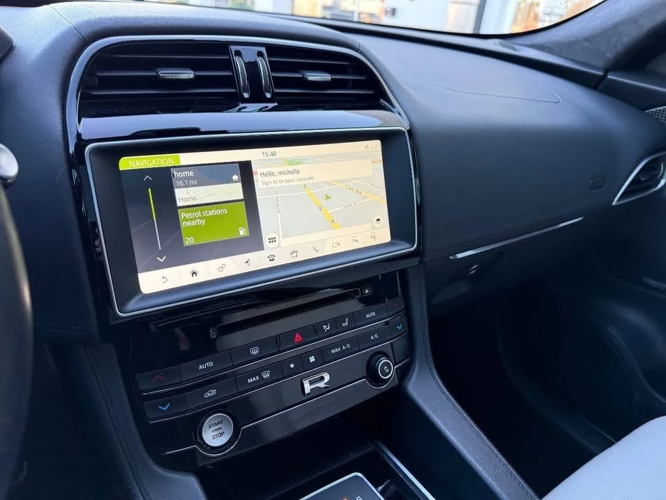 2017 Jaguar F-Pace - Image 17 of 19