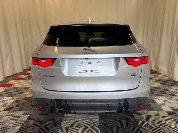 2017 Jaguar F-Pace - Image 5 of 16