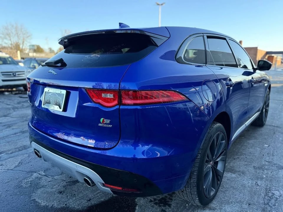 2017 Jaguar F-Pace - Image 4 of 19