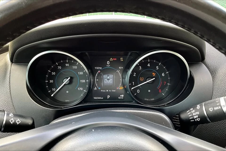 2017 Jaguar F-Pace - Image 13 of 20