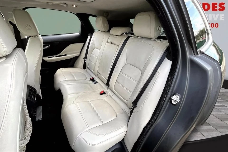 2017 Jaguar F-Pace - Image 20 of 20