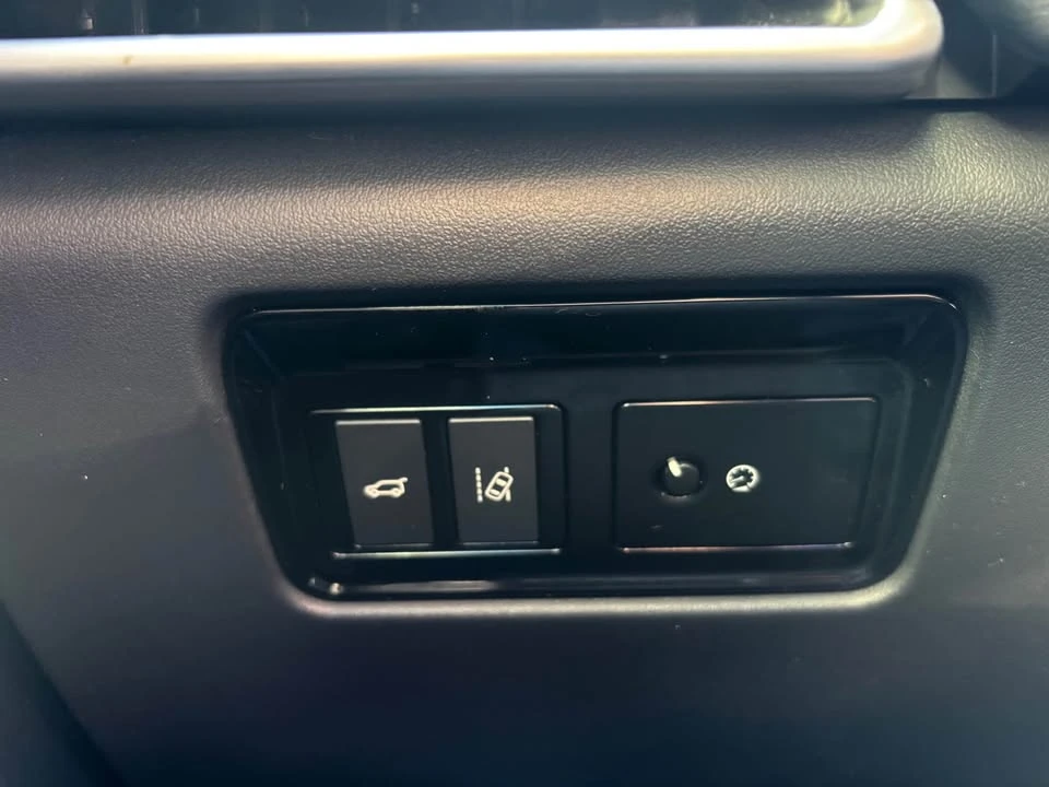 2017 Jaguar F-Pace - Image 17 of 20